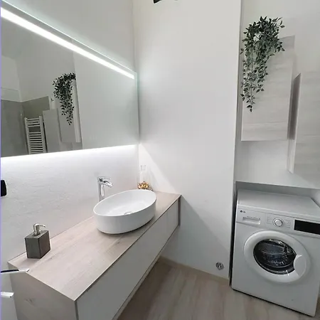 Porta Susa Nest *
